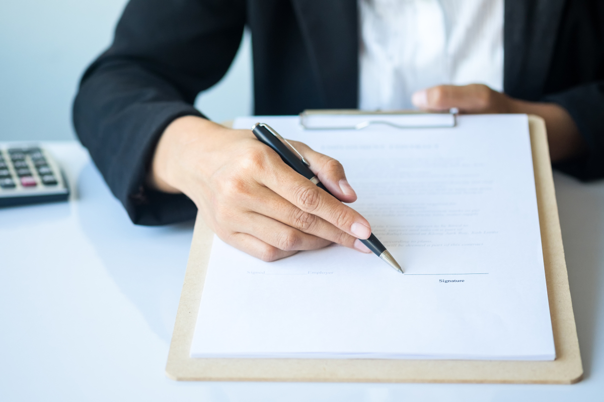 Checkliste Für Den Arbeitsvertrag Ihr Ratgeber Rechtihr Ratgeber Recht